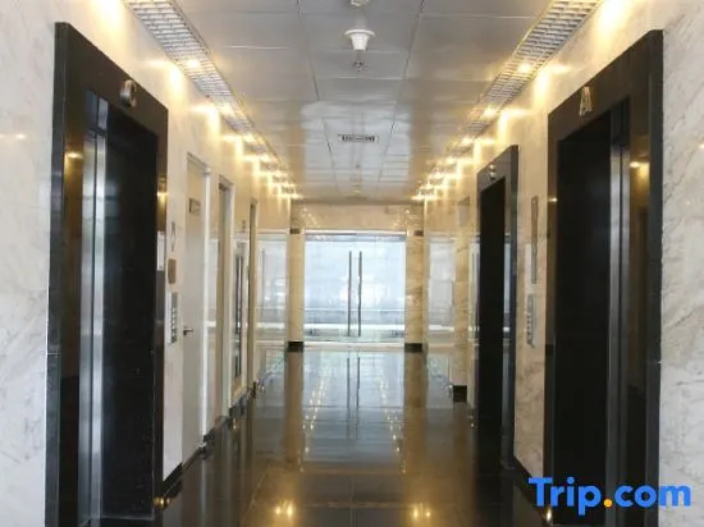 Lancaster Saigon Serviced Apartments Le Thanh Ton