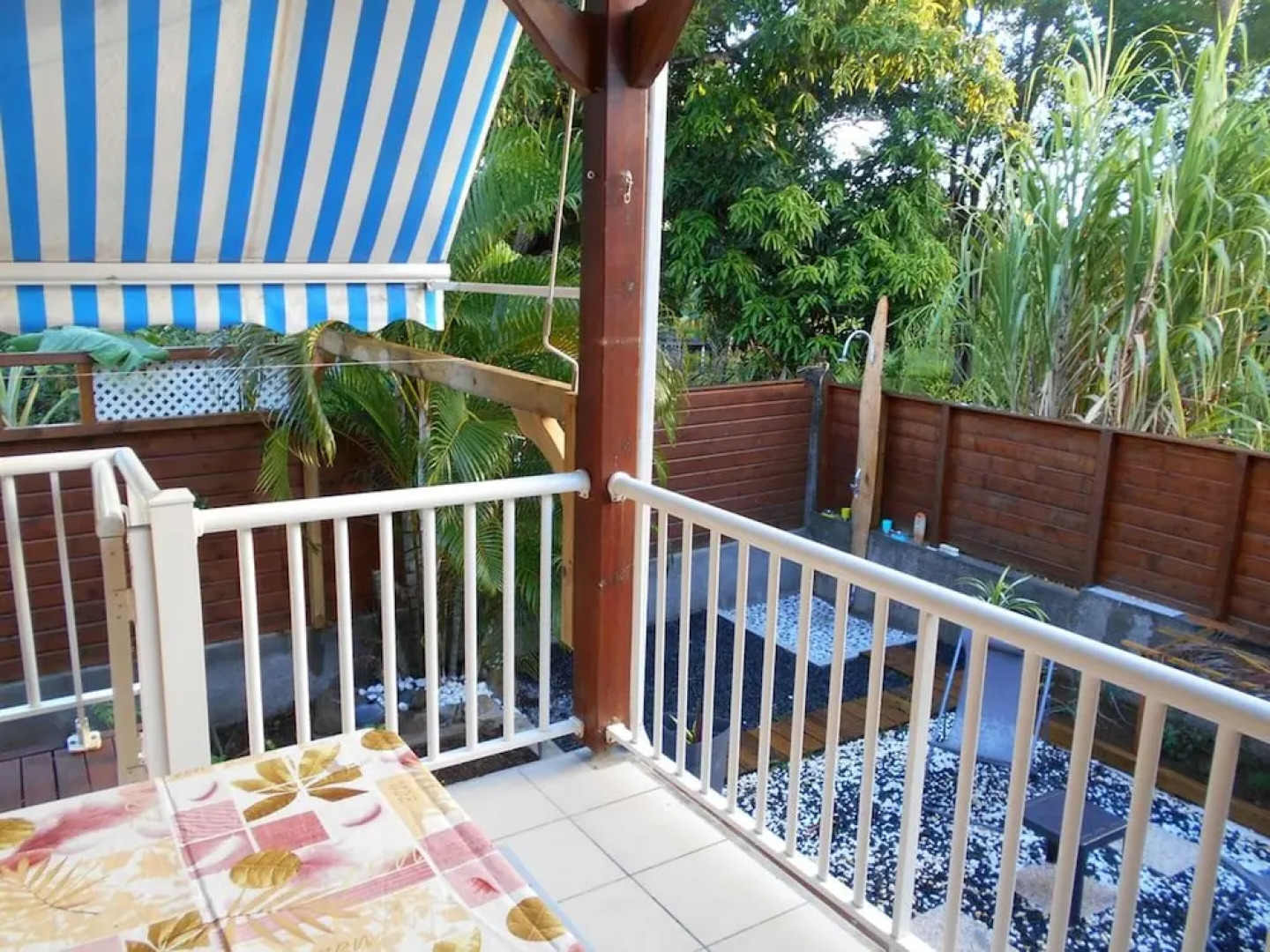 House With 2 Bedrooms in Deshaies, With Enclosed Garden and Wifi - 400