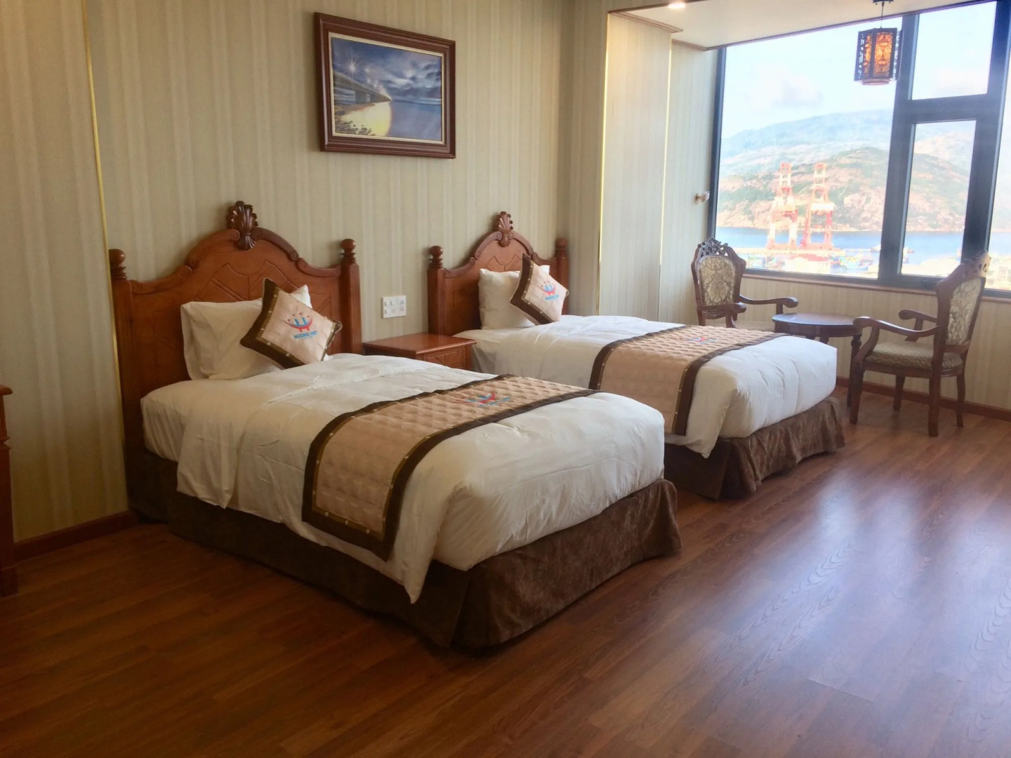 Huong Viet Hotel Quy Nhon - Beachfront