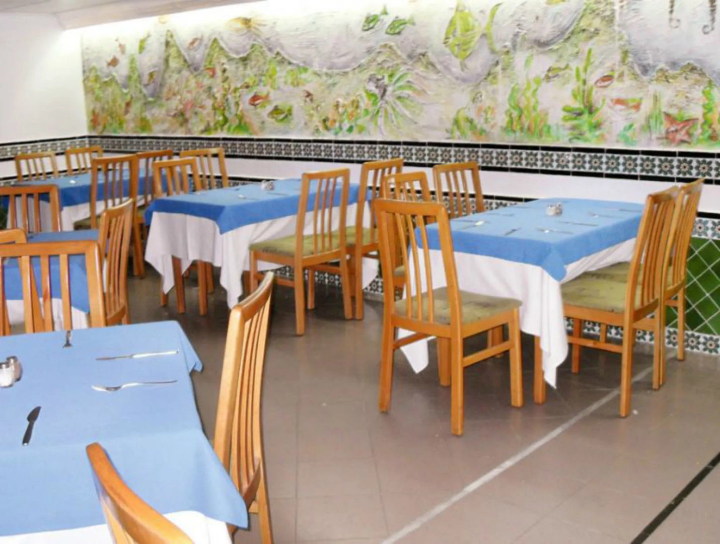 Hotel Marabout - Families and Couples Only