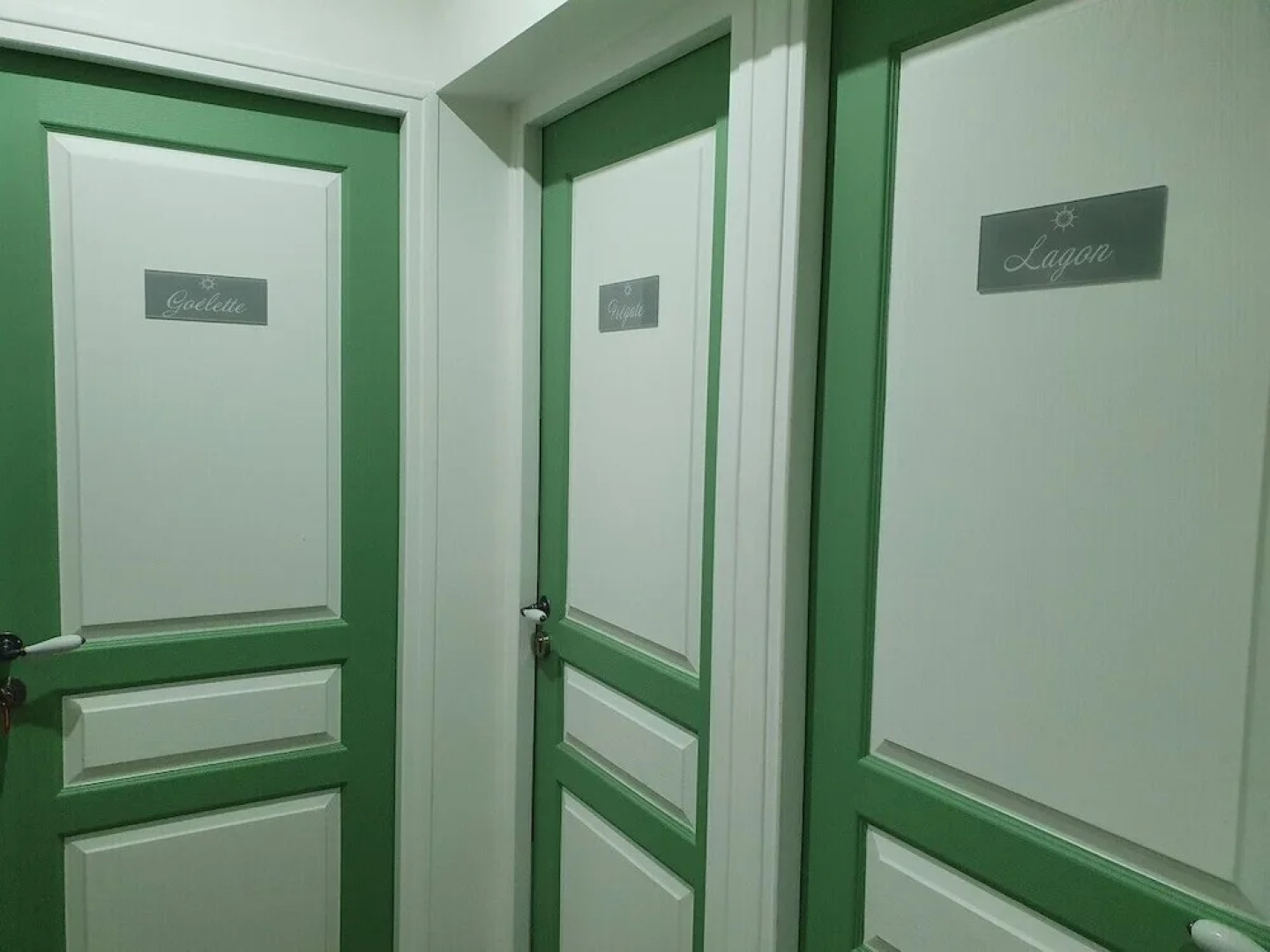 LA MARINA-Center-Parking-StationtoParis