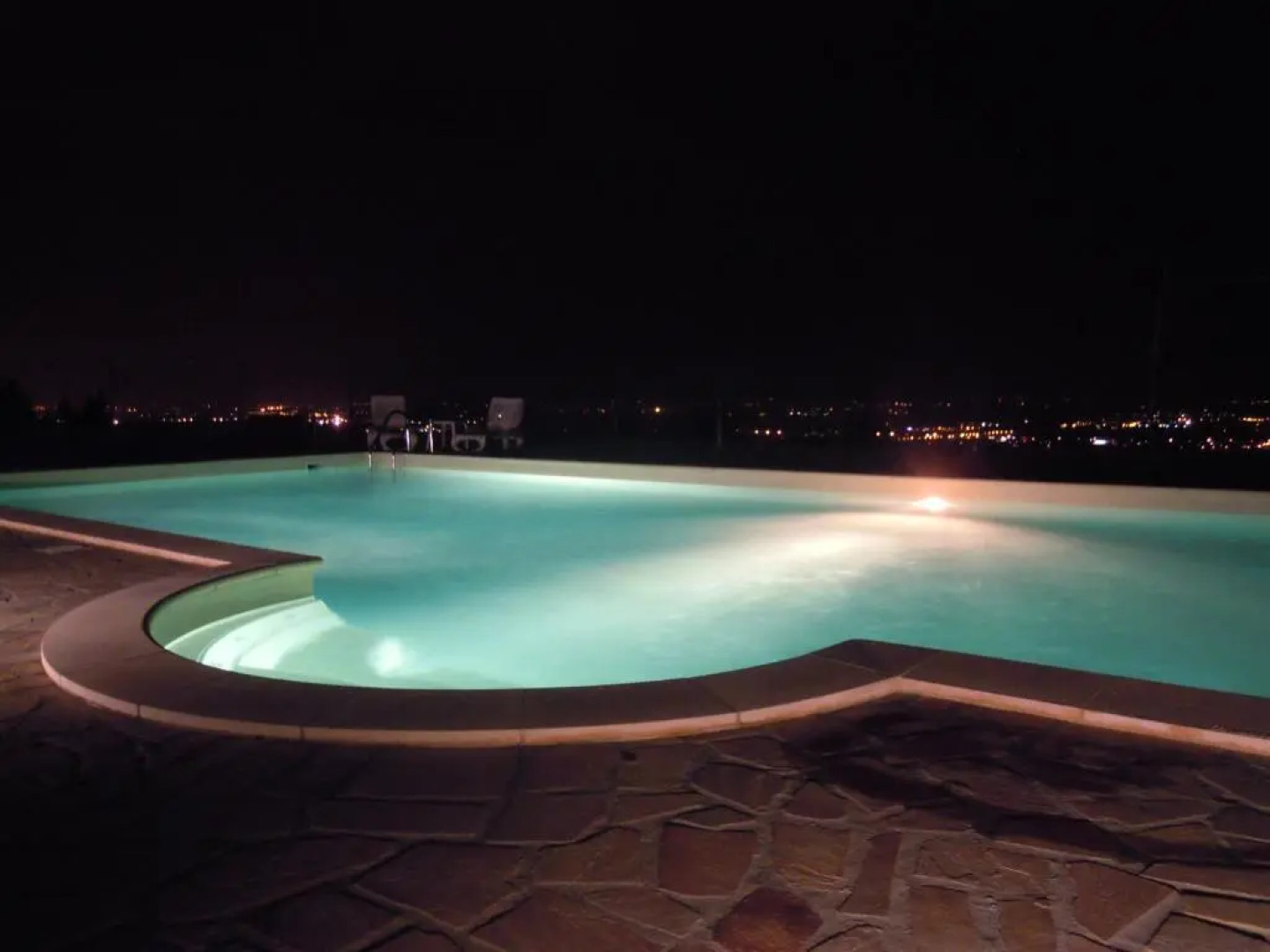 Casa Aiva & il Ciabutin, in collina tra i vigneti