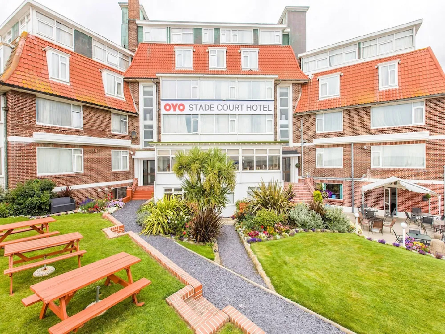 Best Western Stade Court Hotel