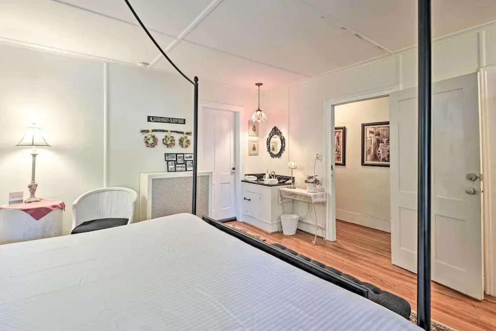 Historic Keuka Lake Estate in Hammondsport w/ Pool