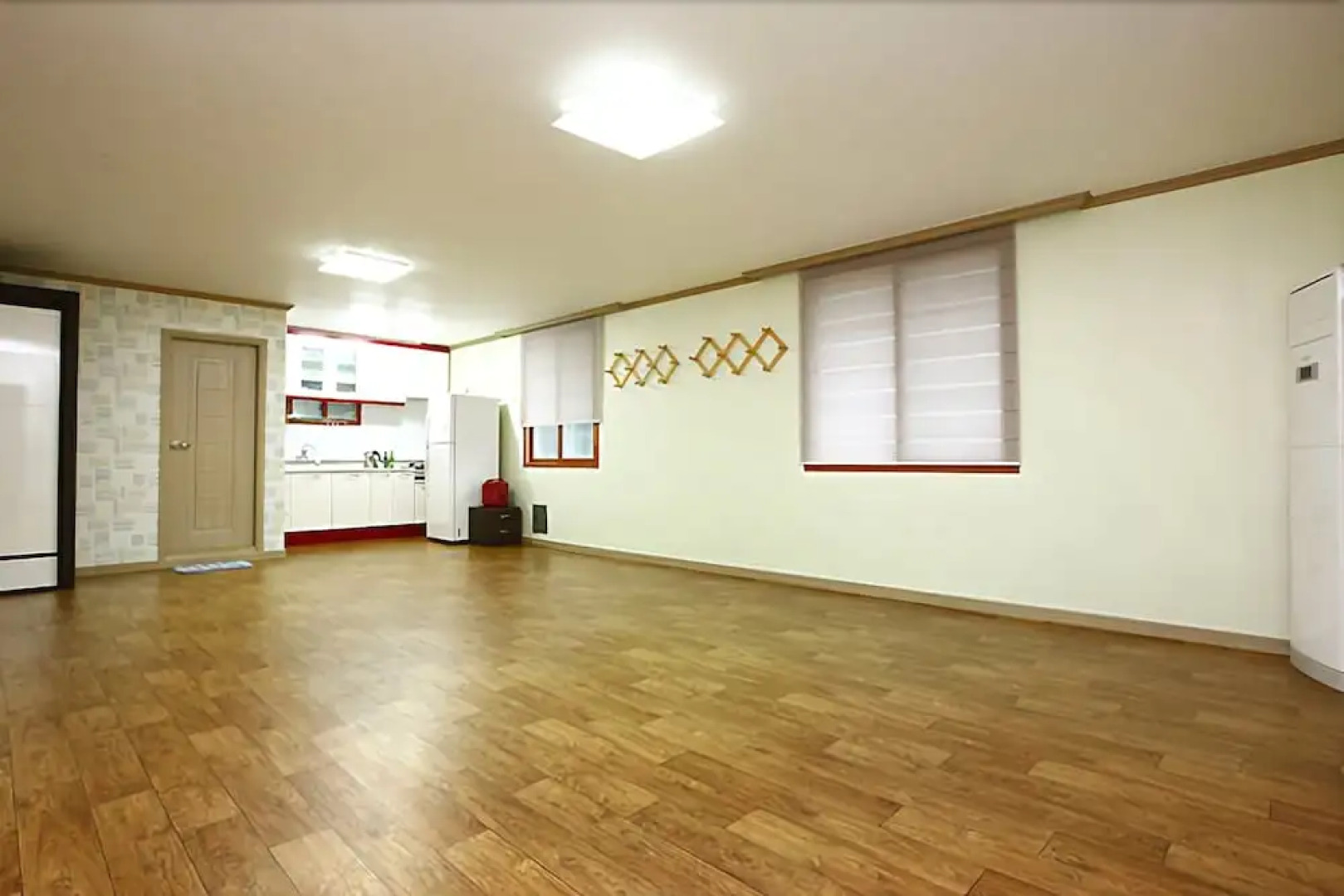 Pocheon Sanjeong Lake Travel Sketch Pension