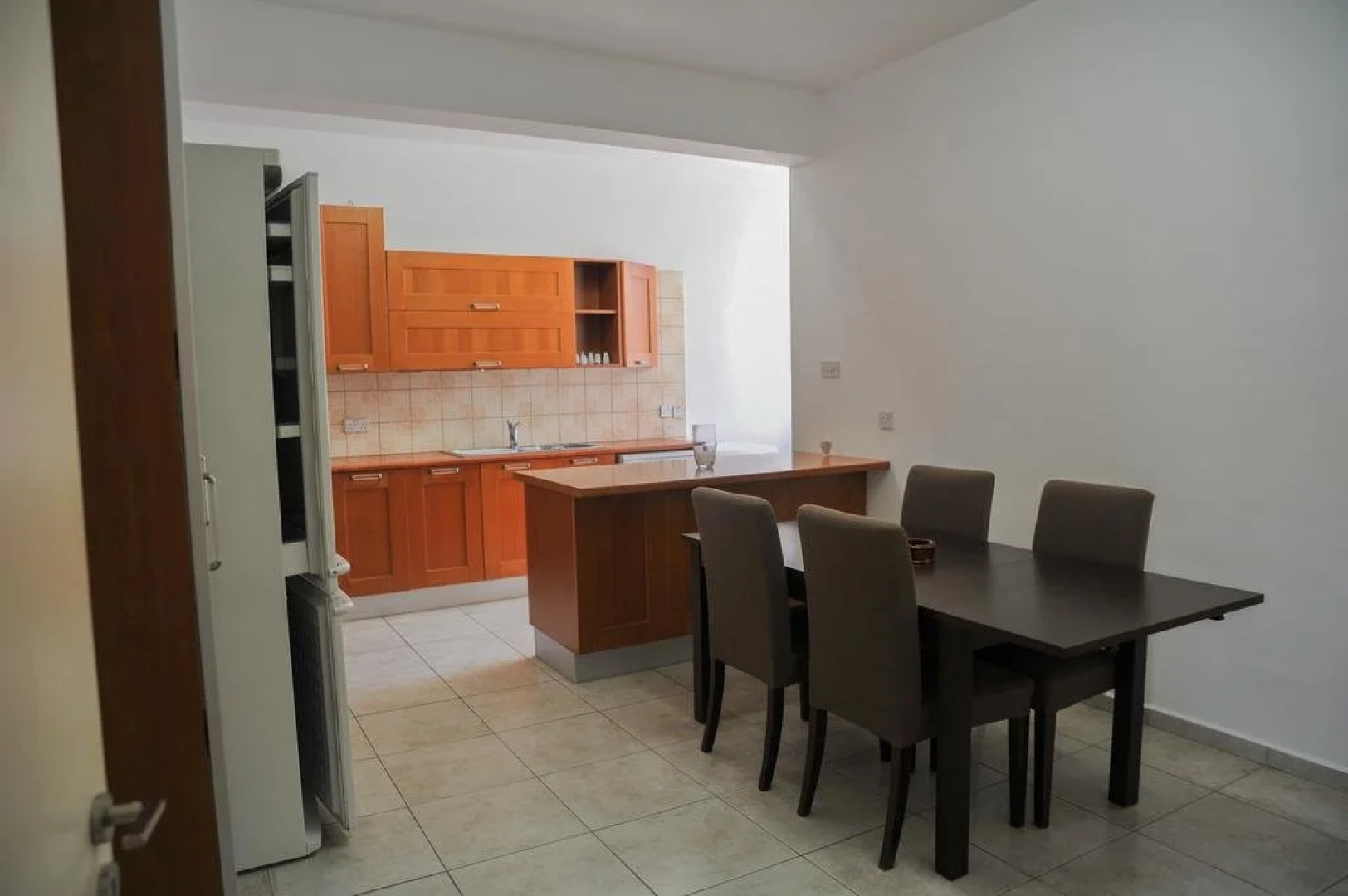 Gulf Palace Apartments