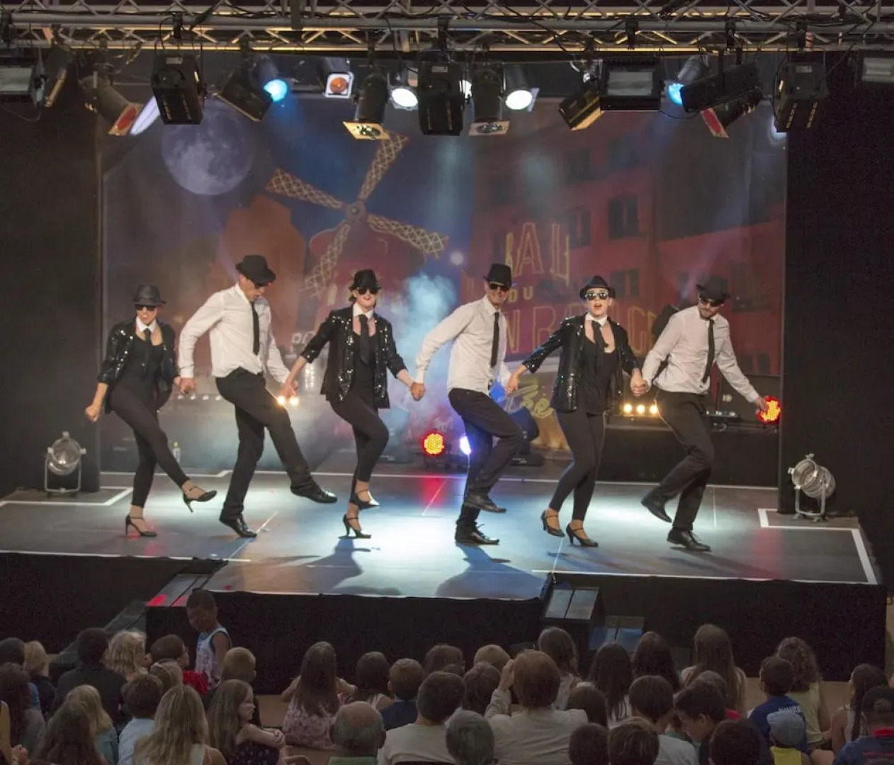 Les Pierres Couchées