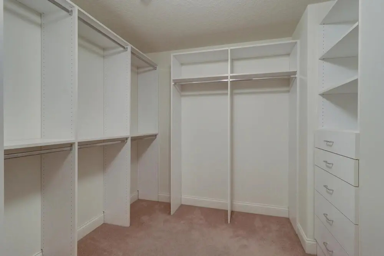 Stunning Beach Front 3 Bd Apartment @ Clearwater Belle Harbor 401