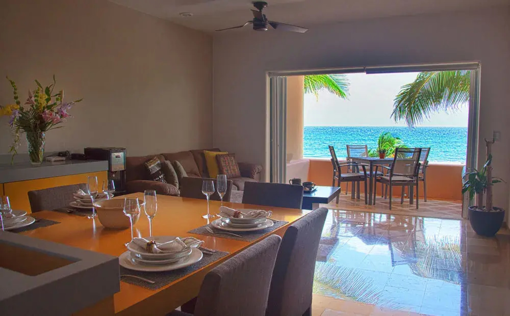 Homing Bird Apartments