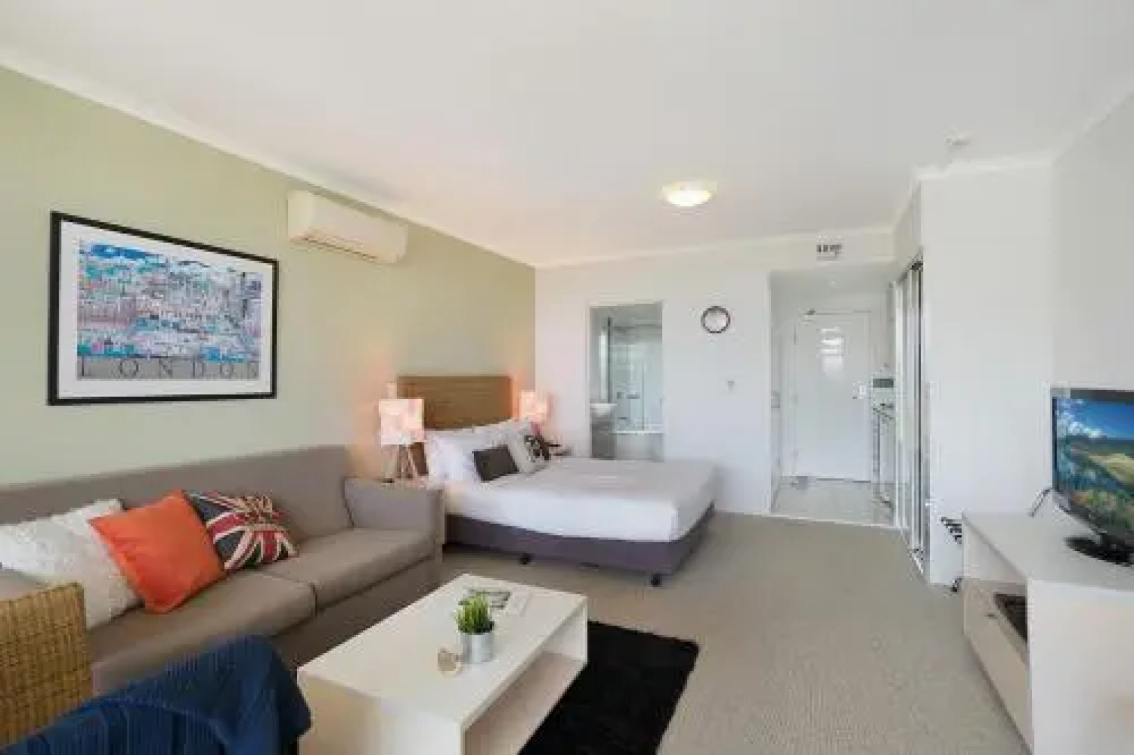Hinterland Luxury Apartment Ettalong Beach Resort