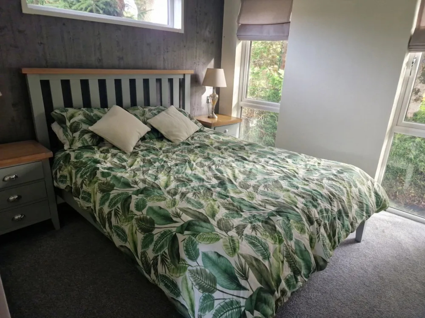 Maple 2 Bedroom Luxury Lodge in Mid Wales