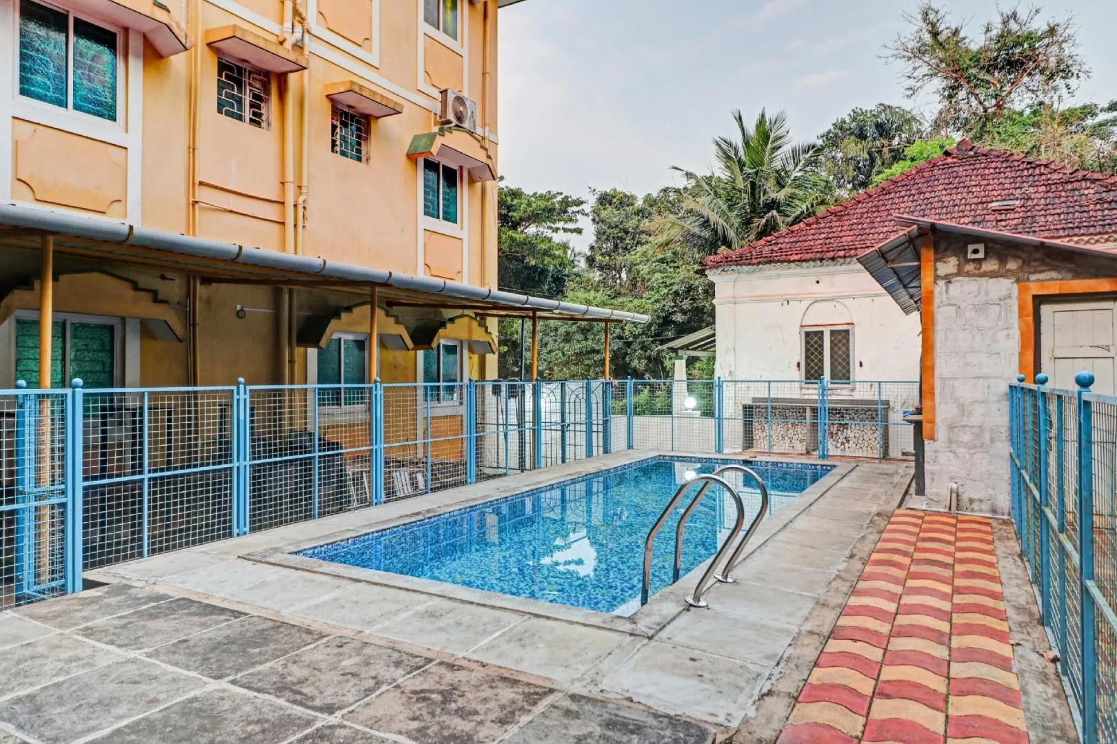 Capital O 84338 Goodstays