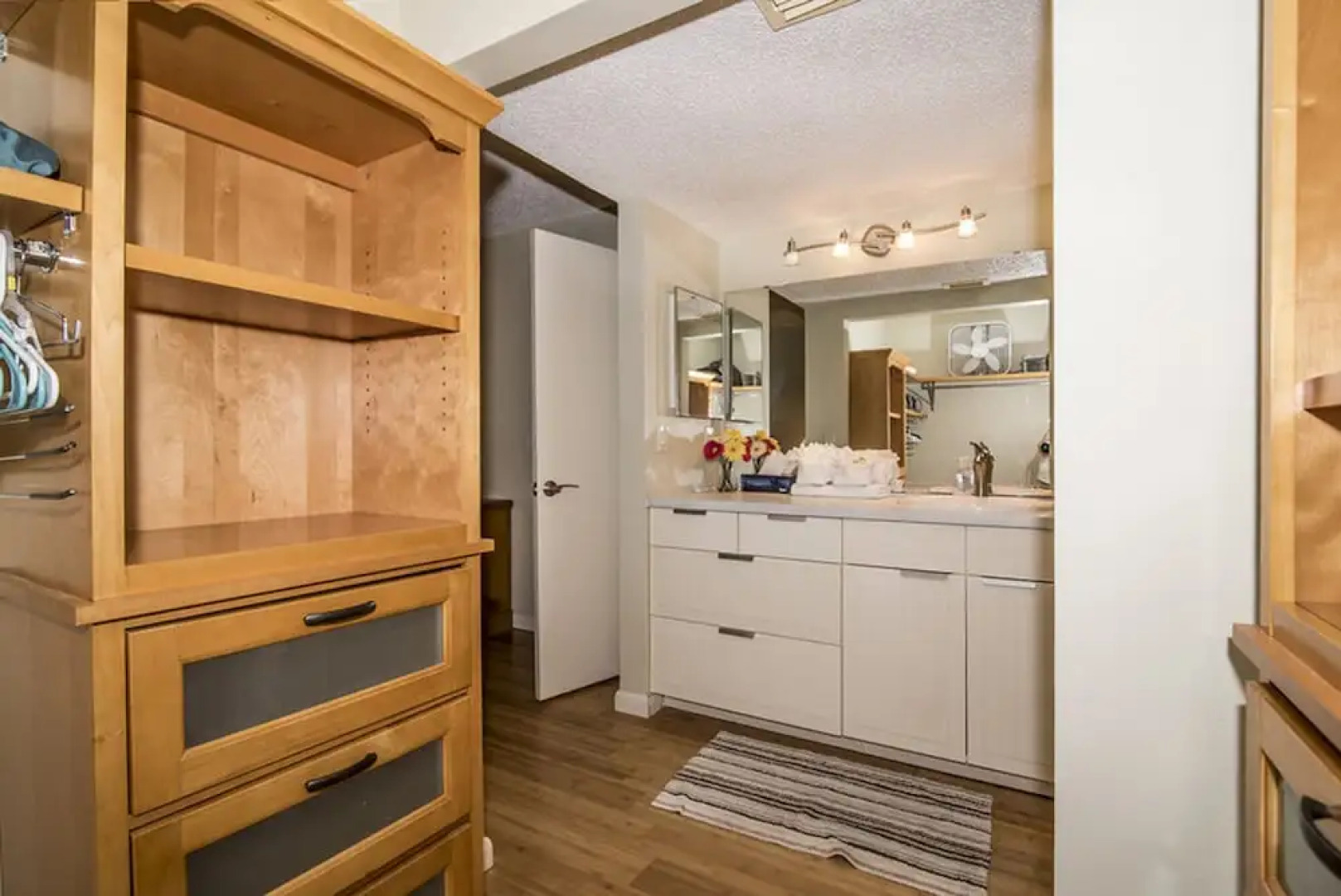 Shorewalk Condo 104 15min to Beach