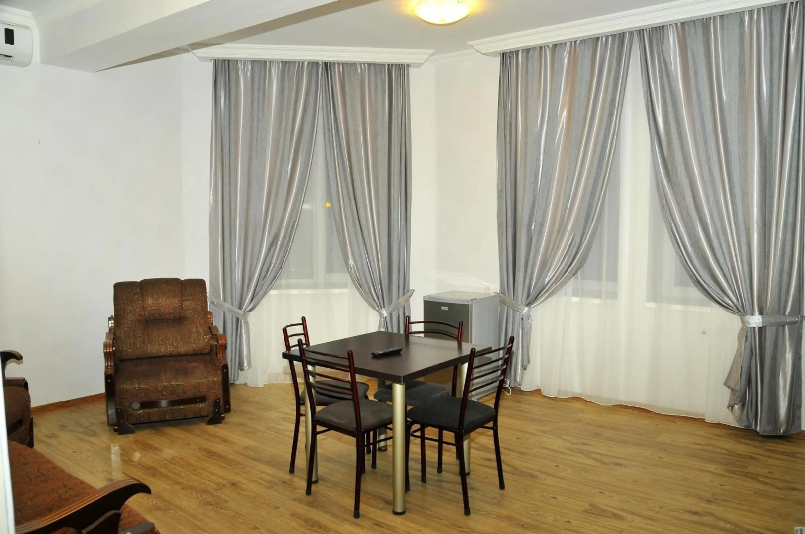 Отель Алма-Ата