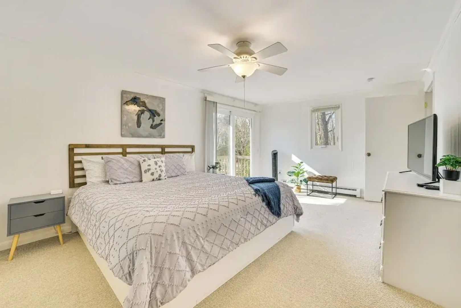 Close to 3 Ski Areas: Michigan Family Retreat!