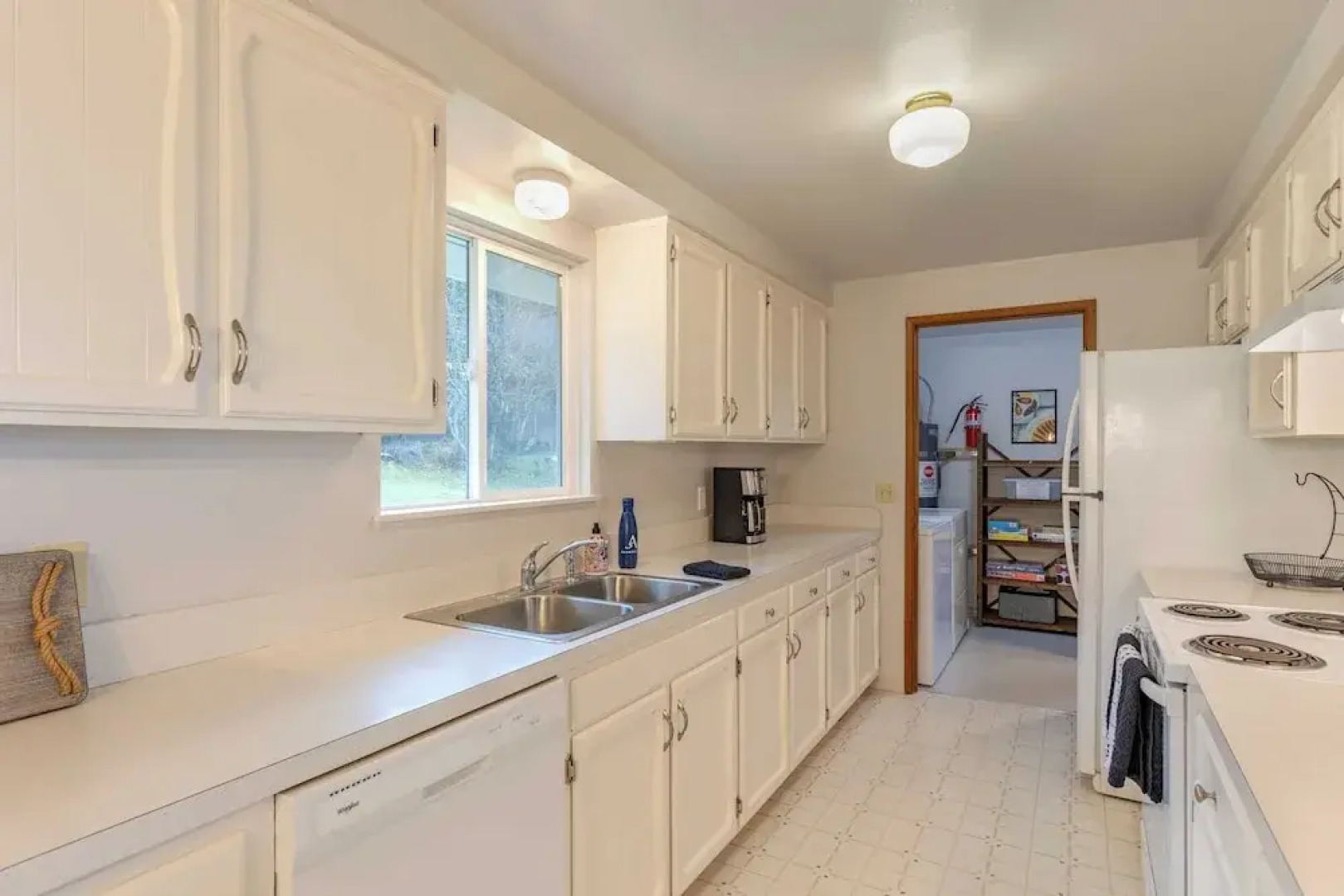 Whidbey Bliss by Avantstay 2min to Beach + View