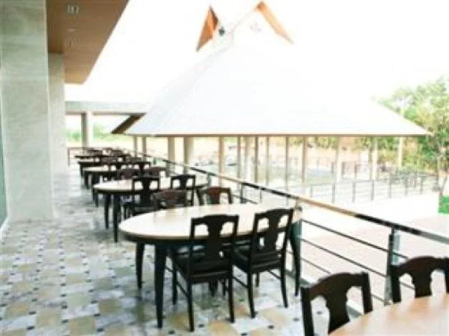 Silverwoods Hotel (SHA Extra plus)