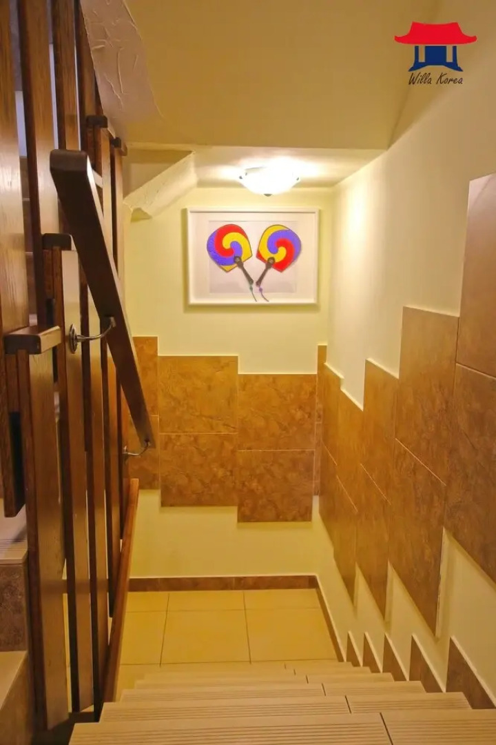 SEUL WILLA  Guest house n Restaurant