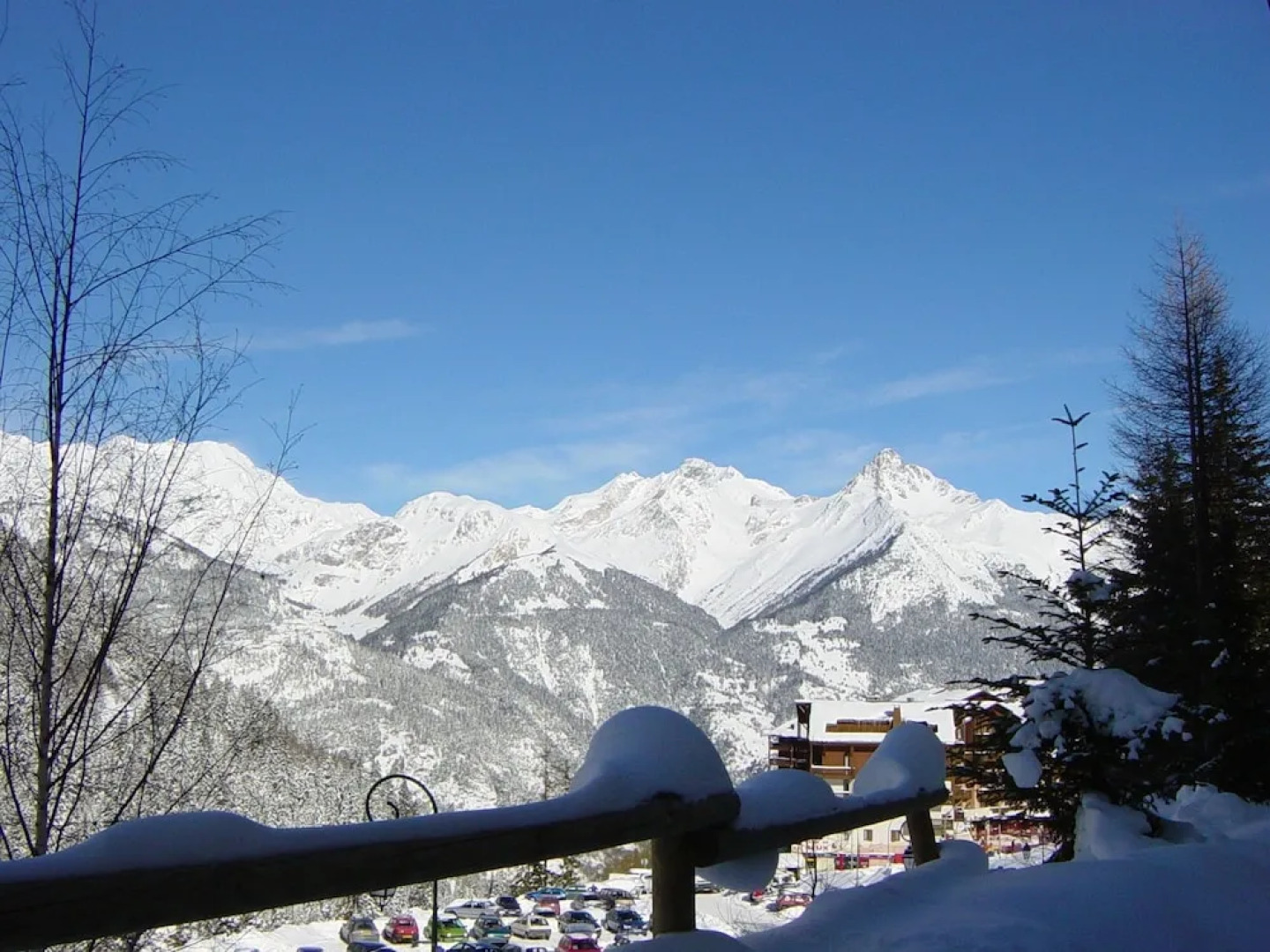 Comfortable Apartment With a View and Wi-fi in Valfréjus