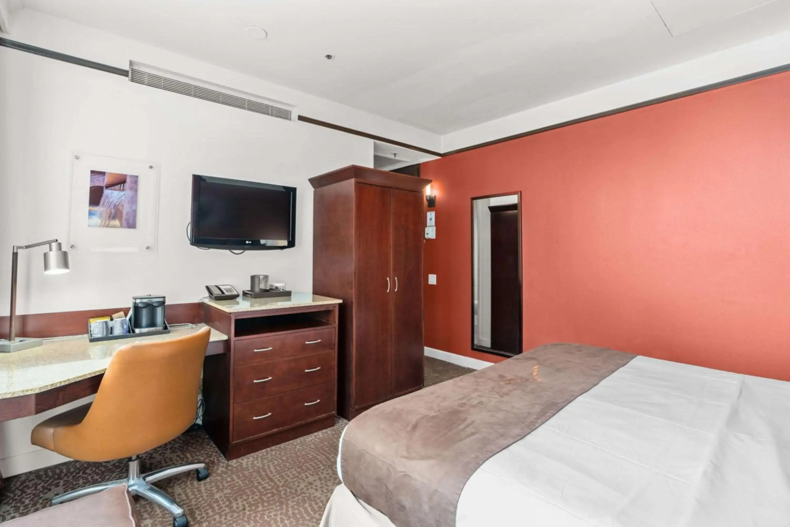 The Emily Morgan San Antonio - a DoubleTree by Hilton