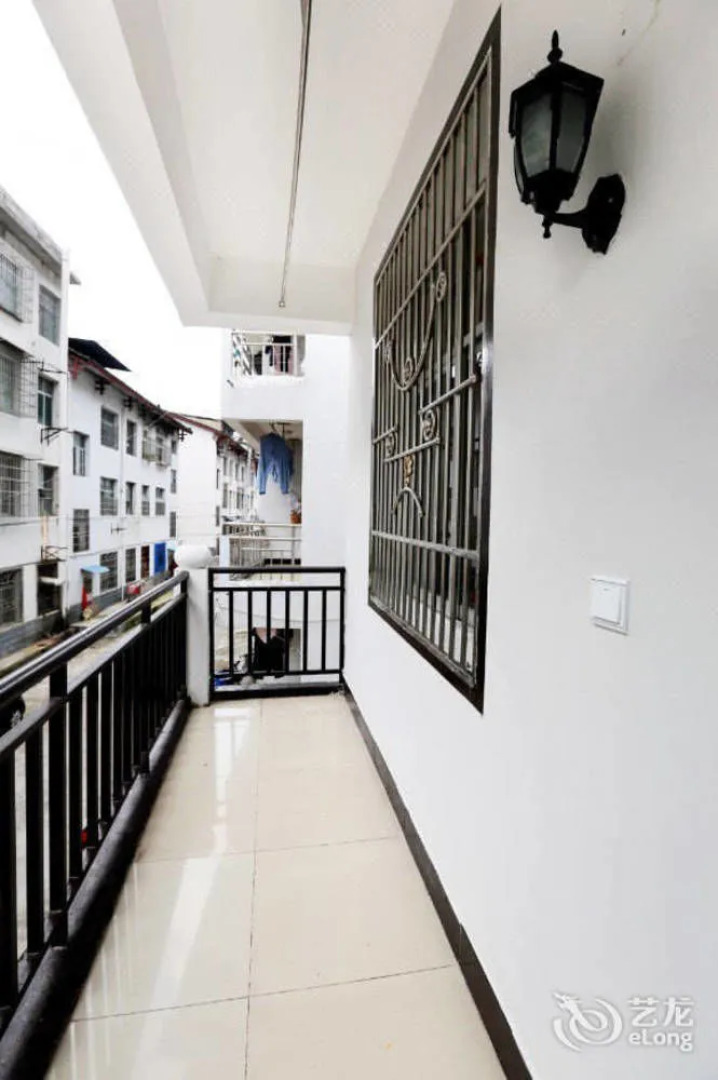 Zhangjiajie Yanran Inn