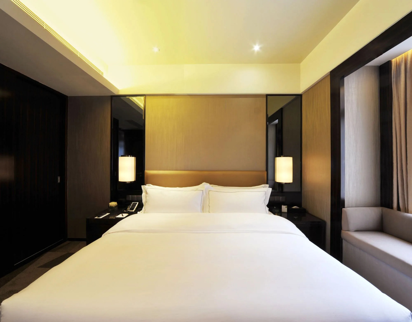 Royal Suites & Tower