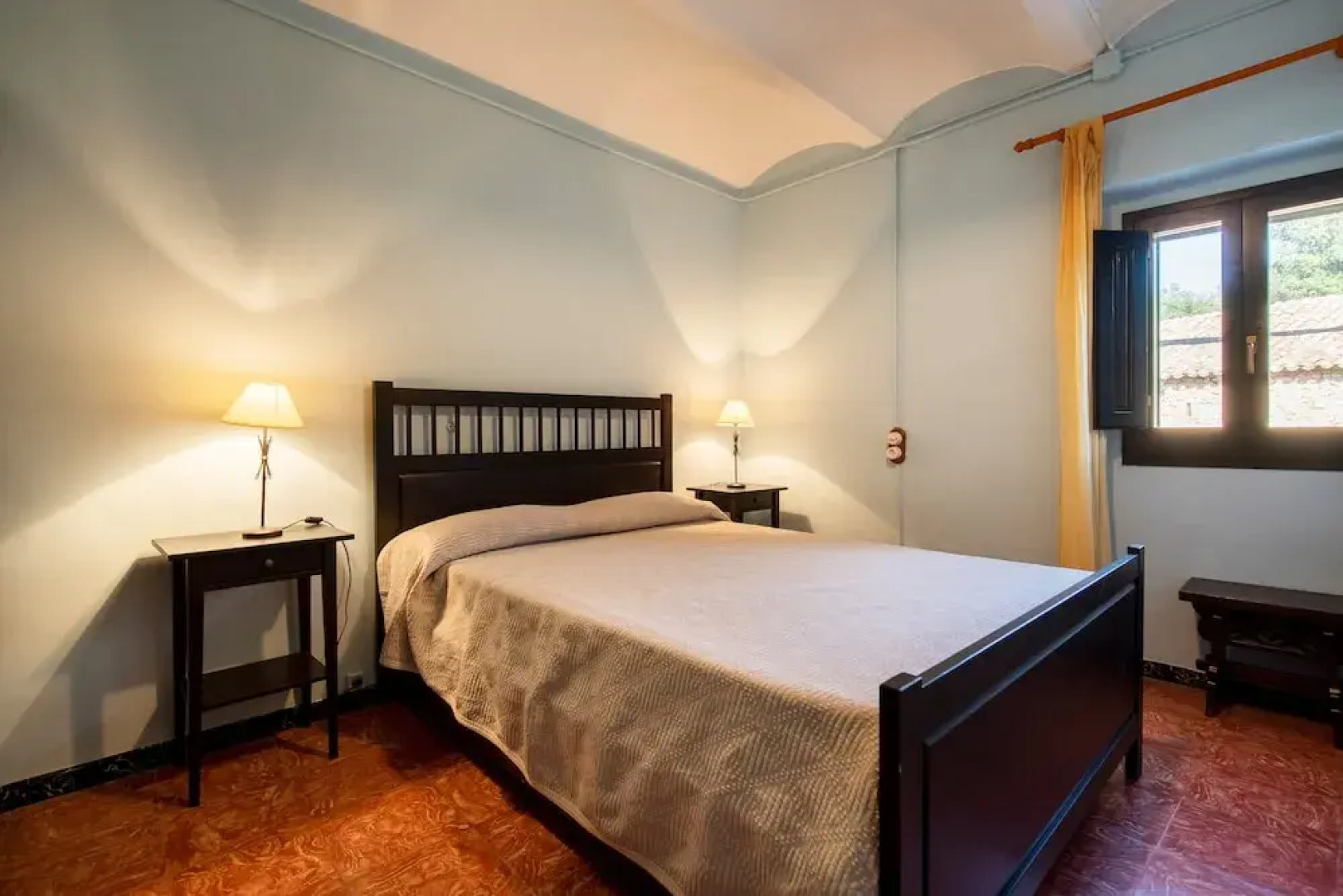 Can Cirera, Rural House In Girona