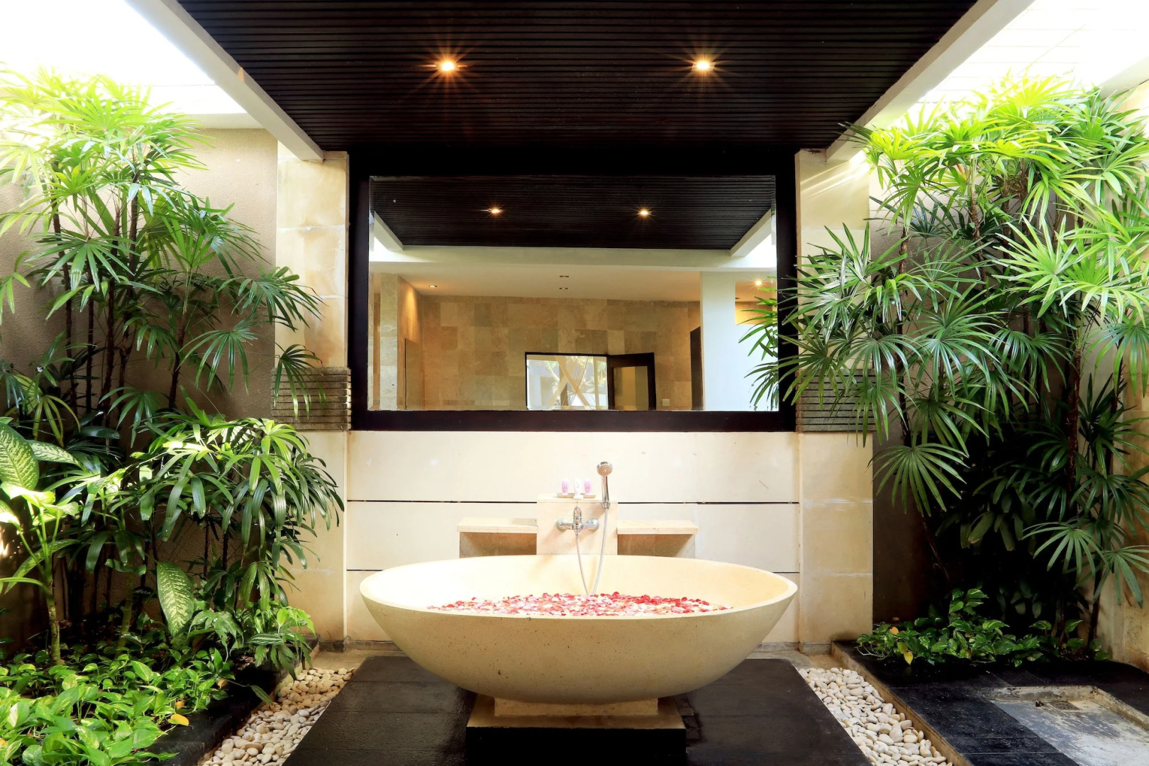 Tonys Villas & Resort