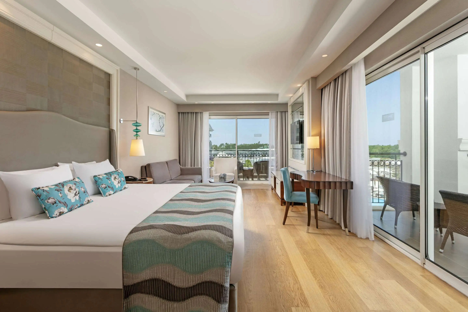 Отель Titanic Deluxe Golf Belek