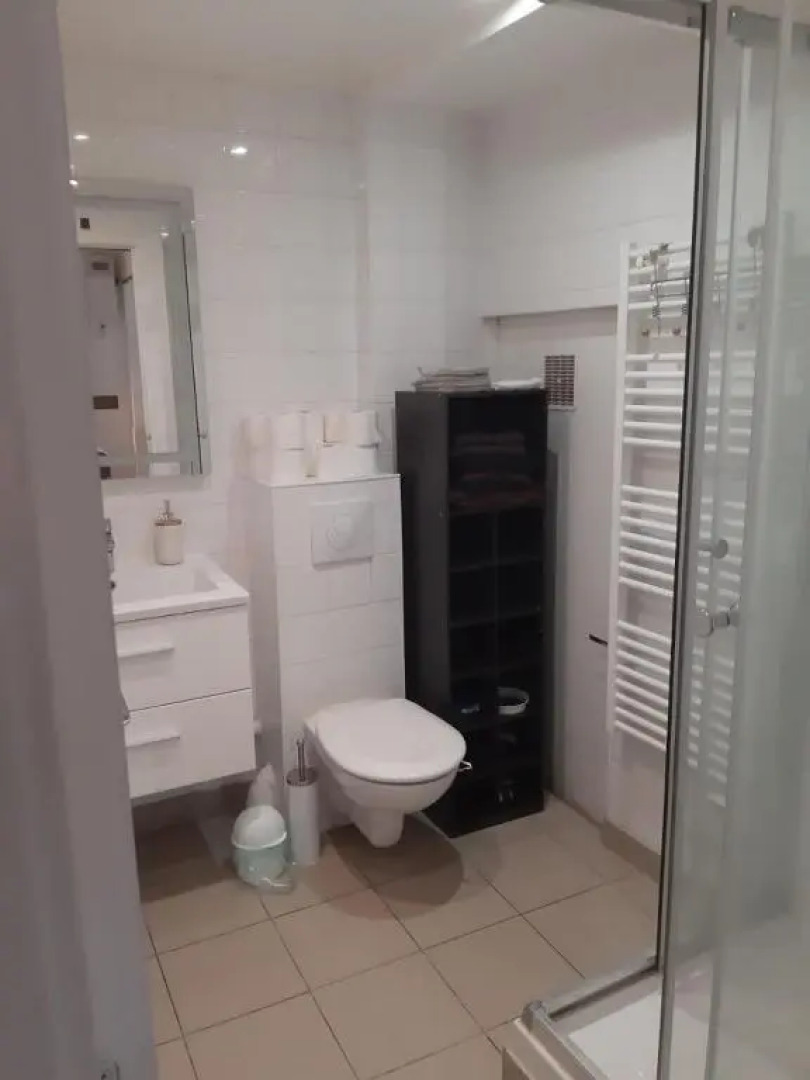 T1 grand confort - 3 minutes à pieds de la gare - jardin - Netflix - WIFI- Parking