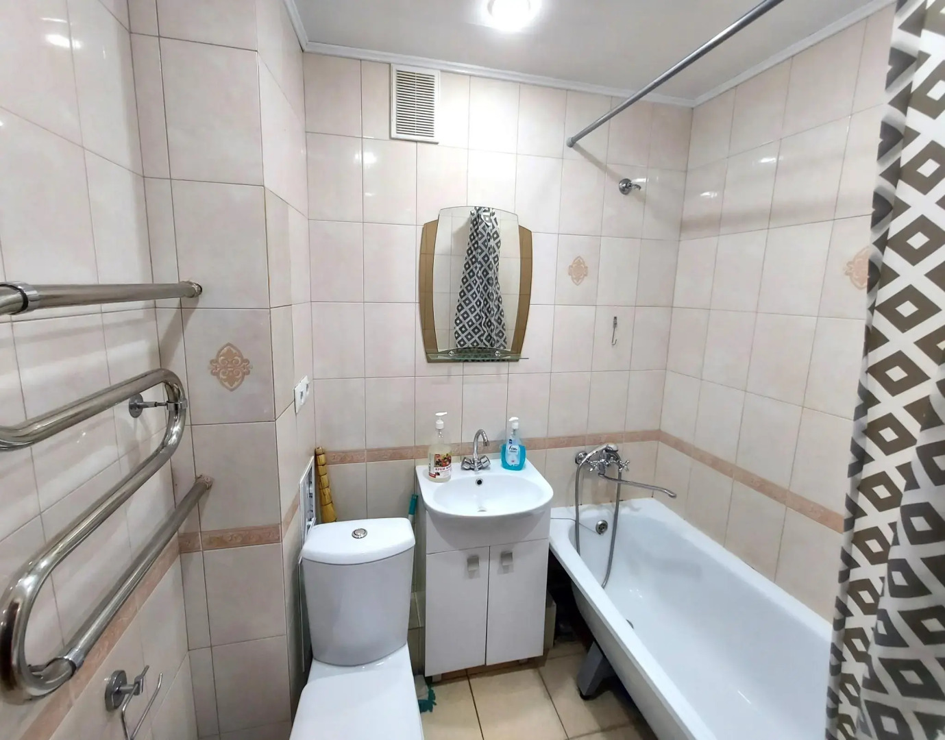 Апартаменты Арзамас Сутки на улице Пландина 7