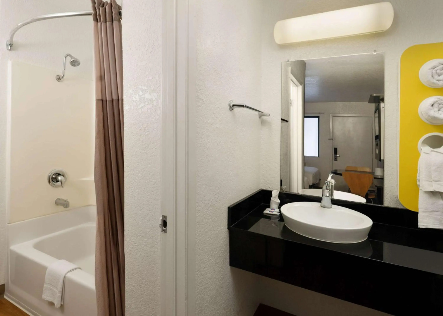 Motel 6 Camarillo, CA