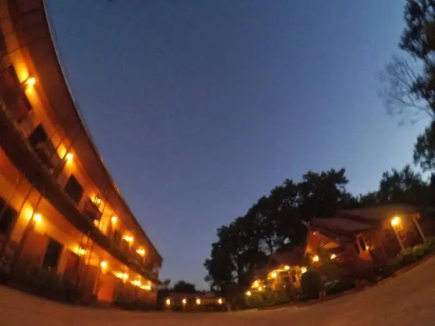 Rommai Resort Sakhon Nakhon