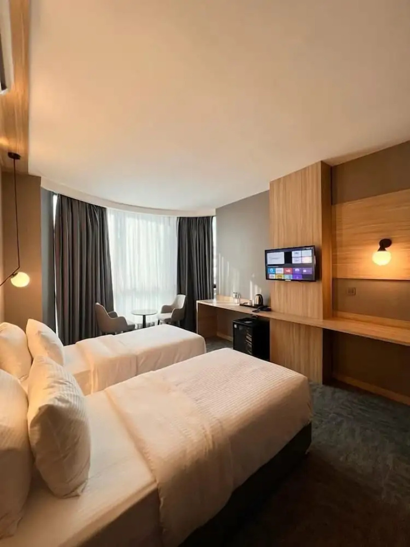 Royal Mass Airport Business Hotel