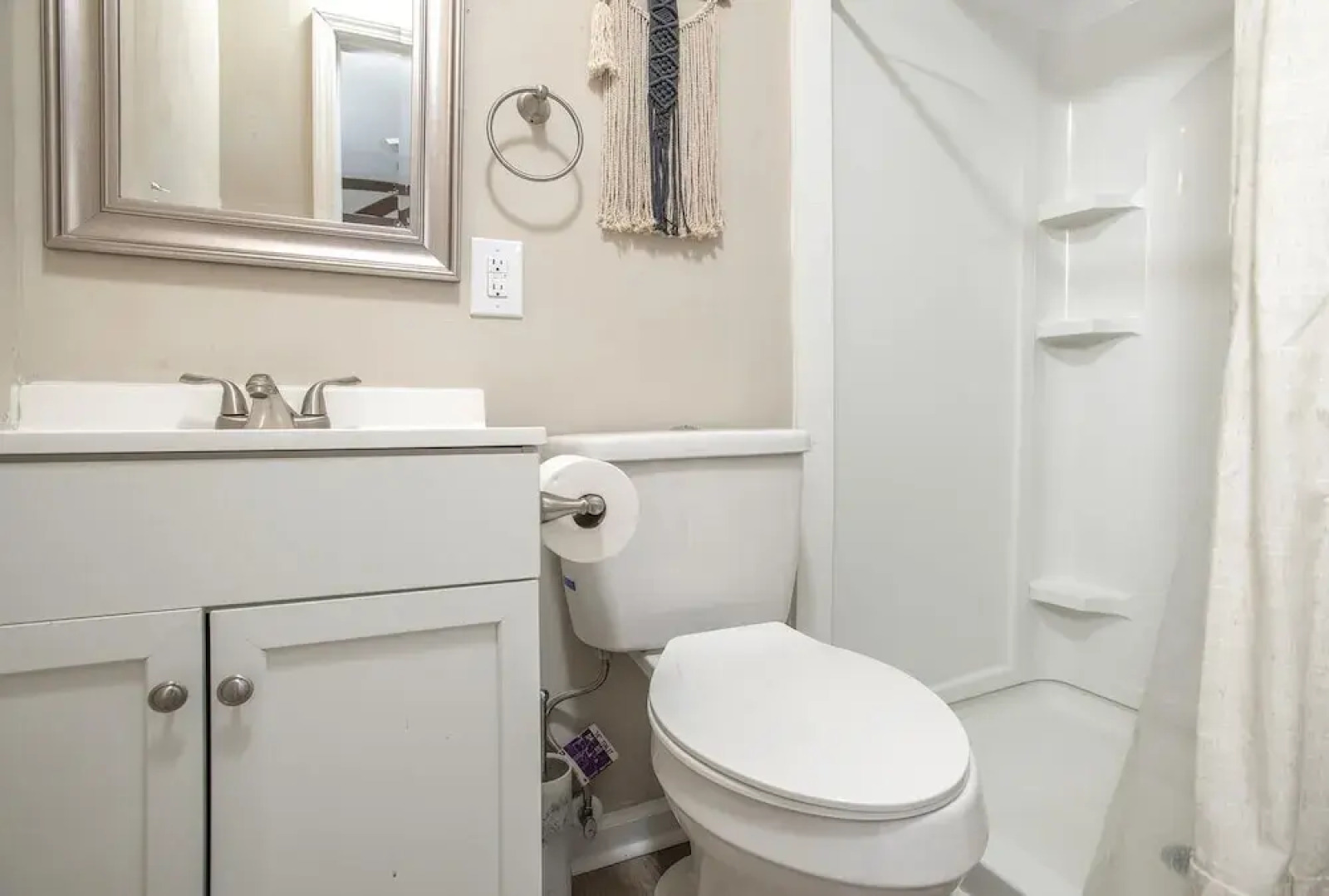 Cardinal Seas 5 Bedroom Home by RedAwning