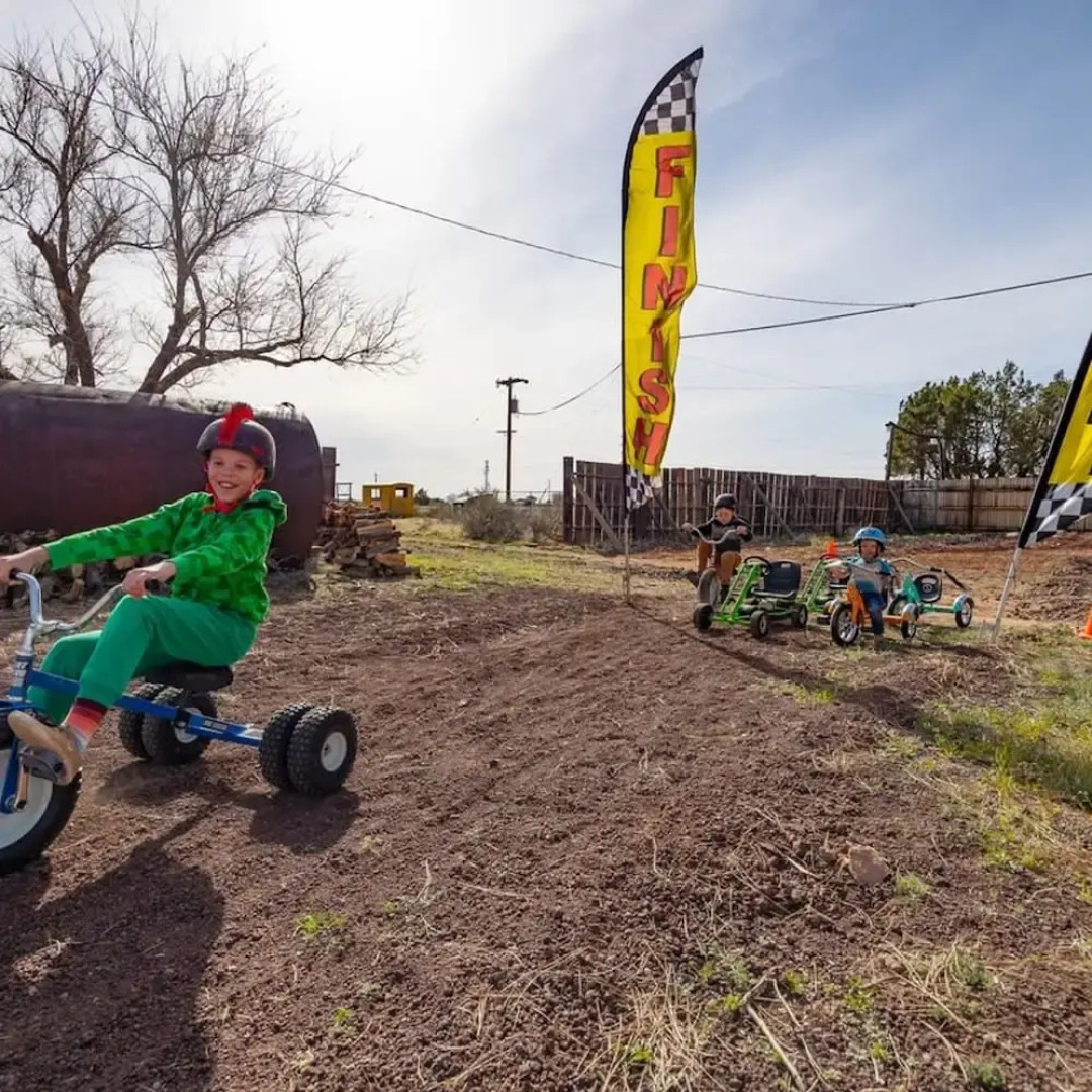 Spacious 4BR Home Near Grand Canyon Sleeps 10