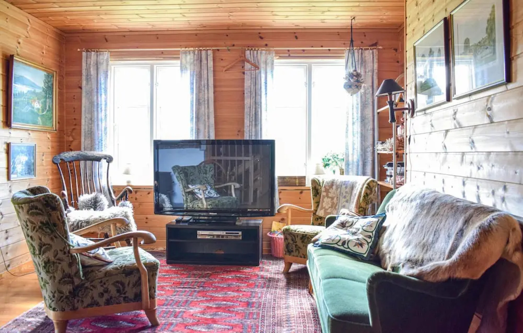 Awesome Home in Lonevåg With 4 Bedrooms and Wifi