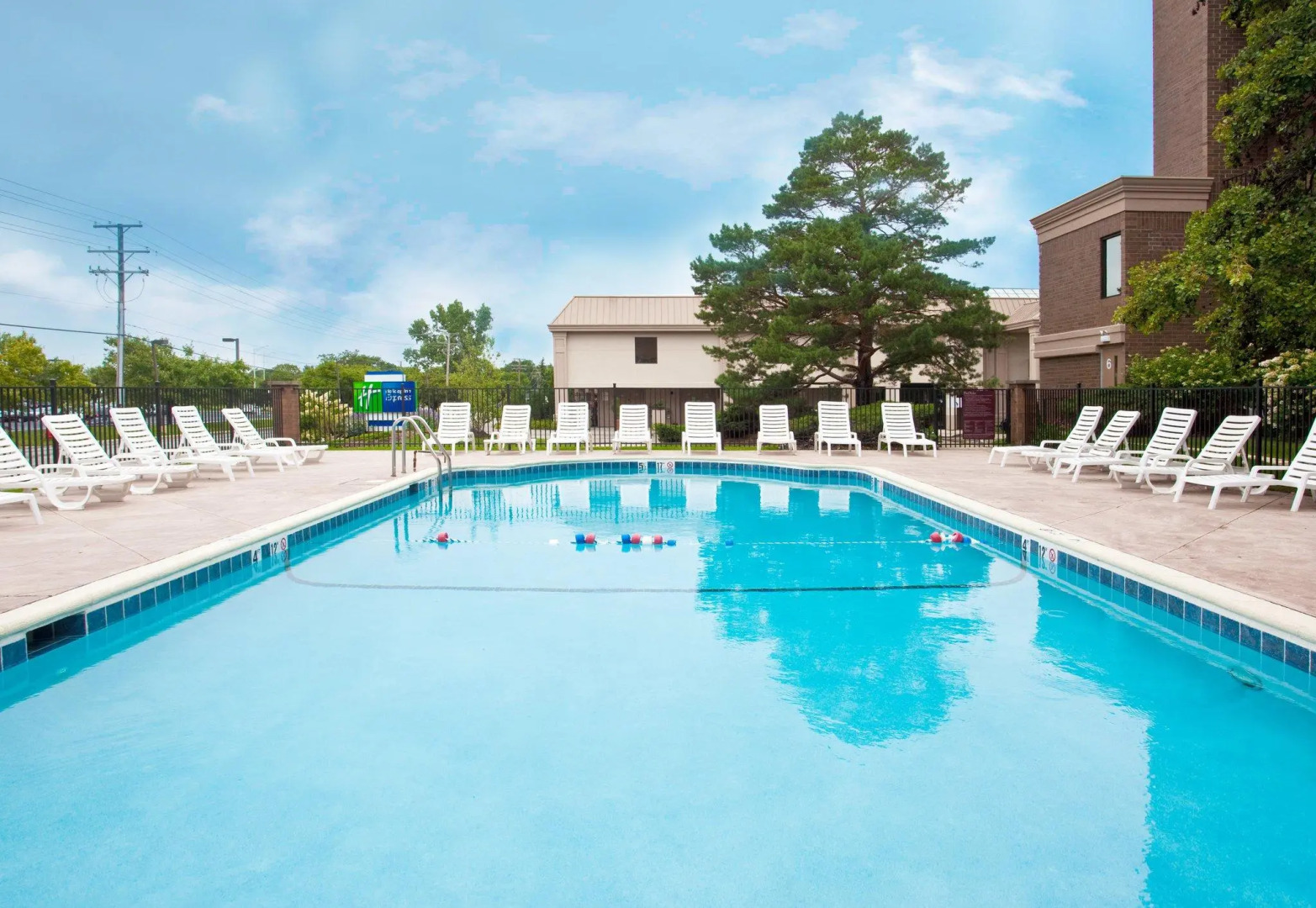 Holiday Inn Express Rolling Meadows - Schaumburg Area by IHG