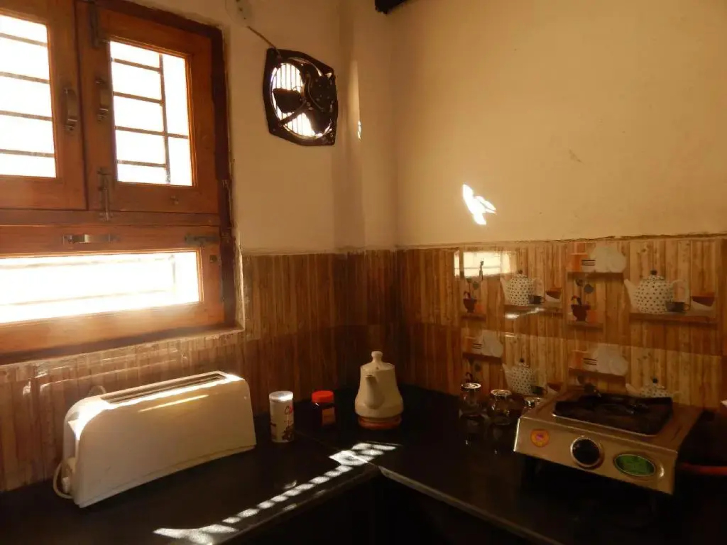 Dhanaulti Camp Homes And Nature Resort