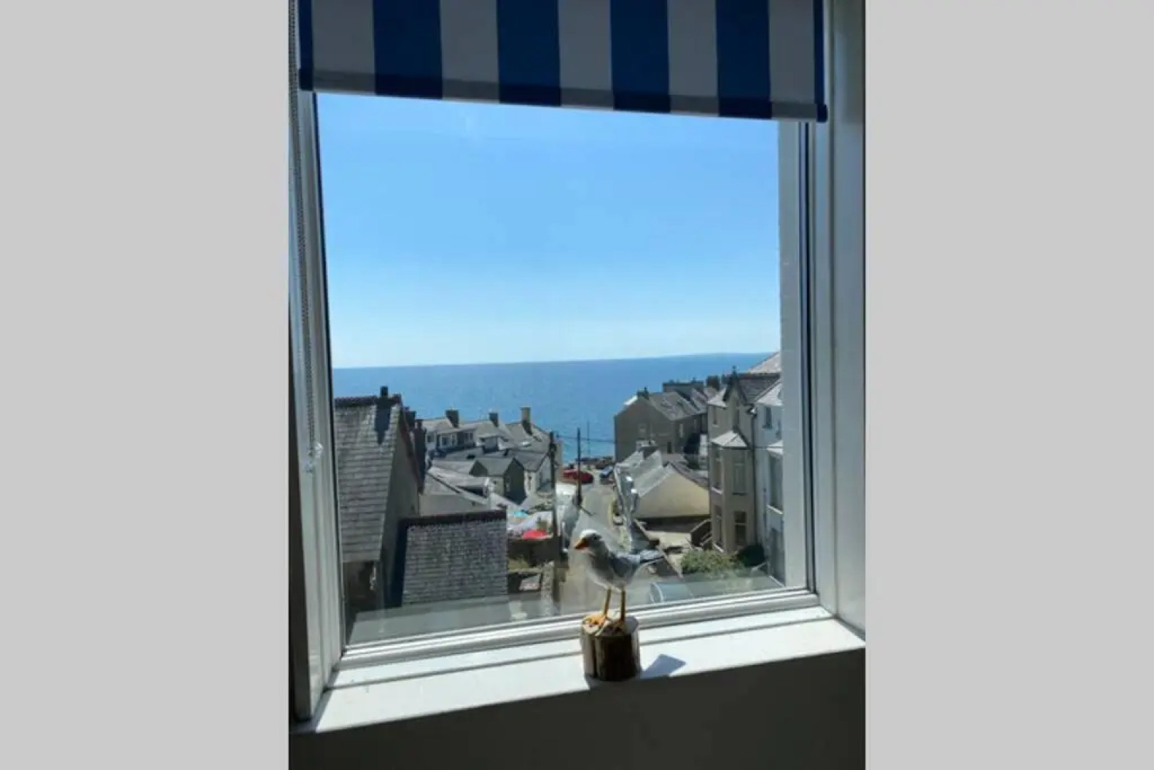 Seagulls Rest Marine Themed Seaview Apartment