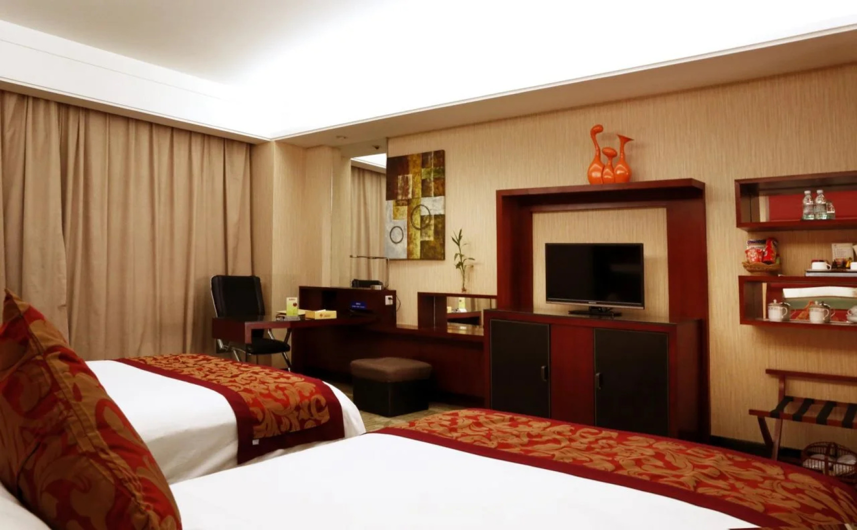 Berlin Holiday Hotel