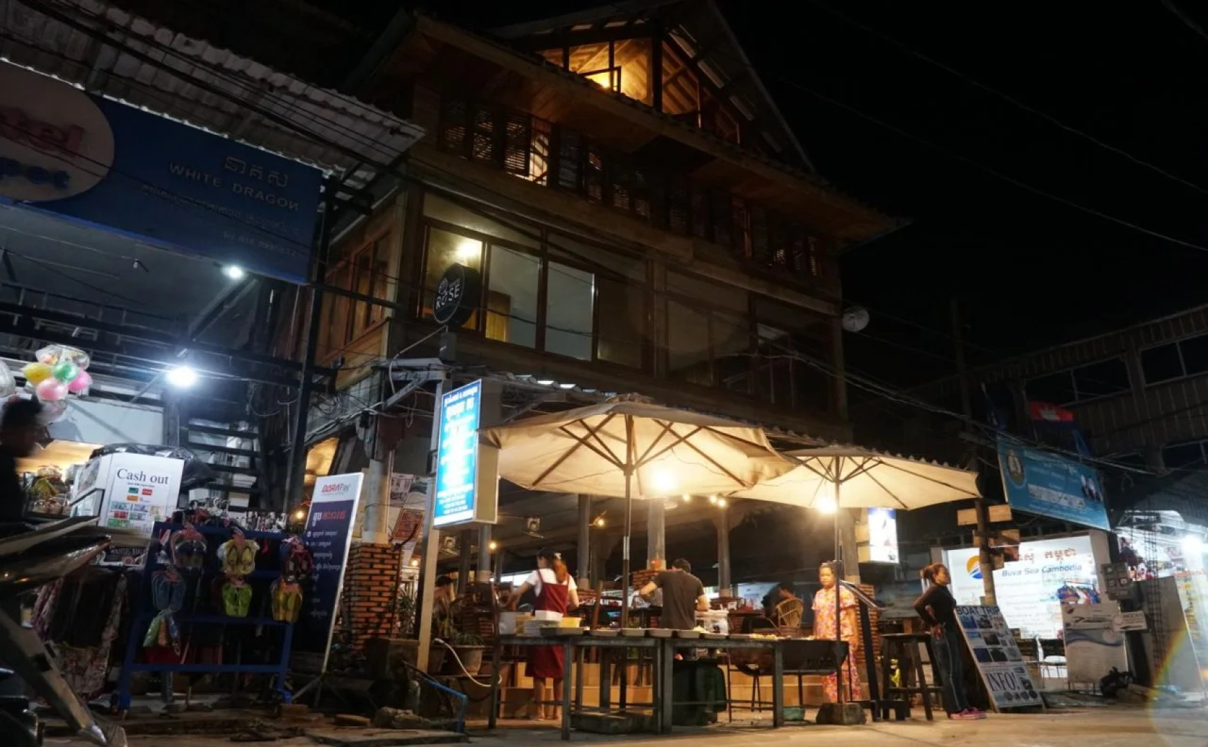 White Rose Guesthouse