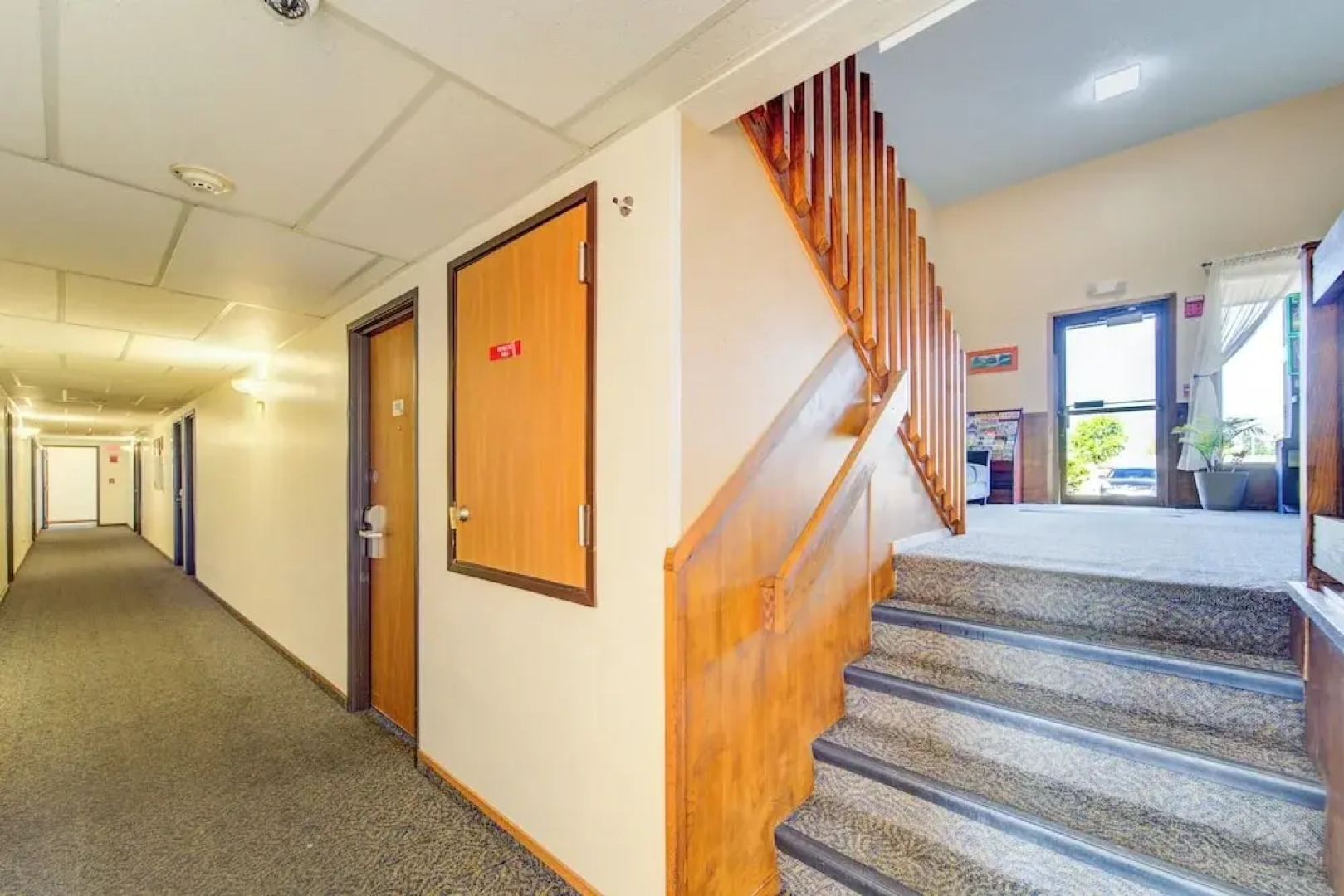 Capital O Amerihost Inn and Suites Kingdom City Hwy 54 MO