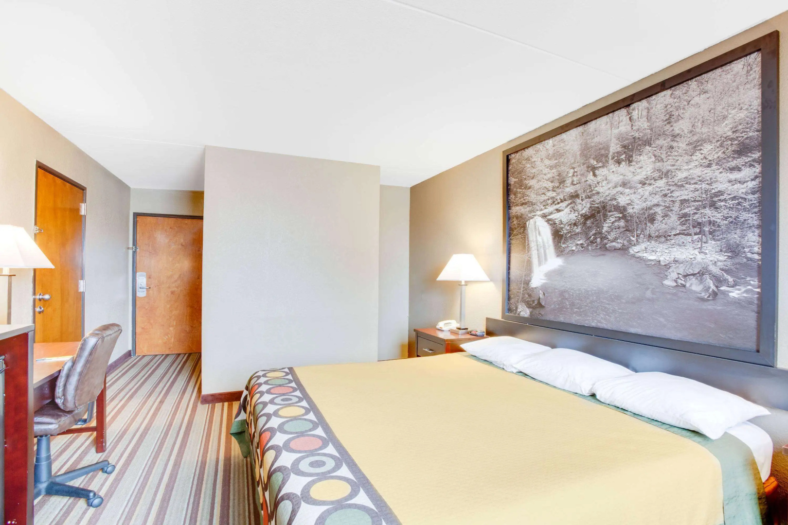 Super 8 by Wyndham Morrilton