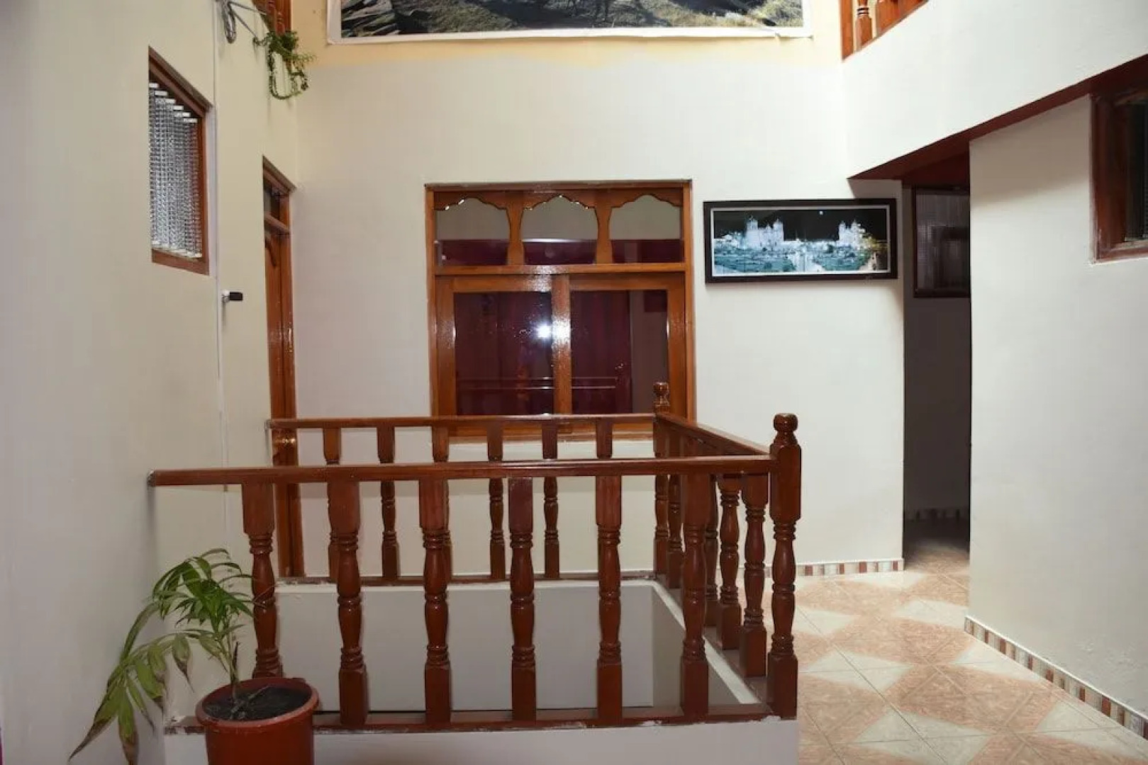 Hostal Sun Palace Inn