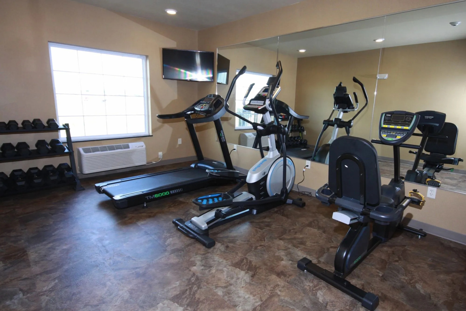 Cobblestone Hotel & Suites – Devils Lake