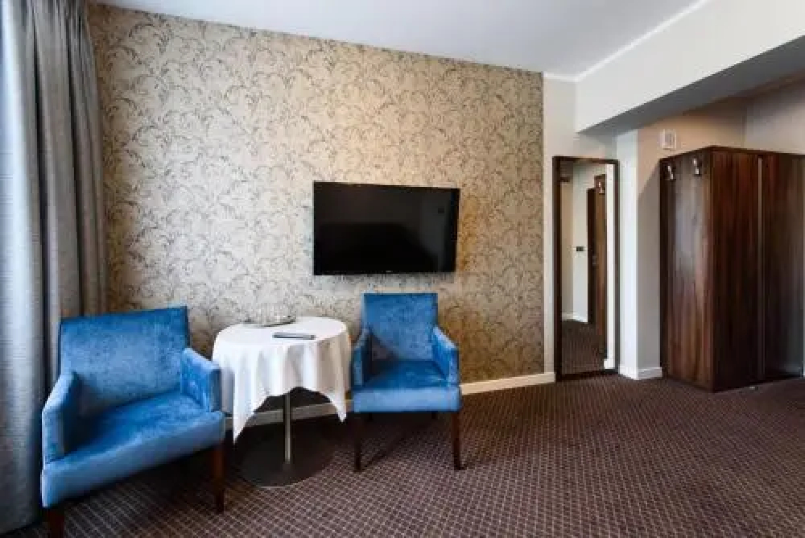 Hotel Nowy Dwór