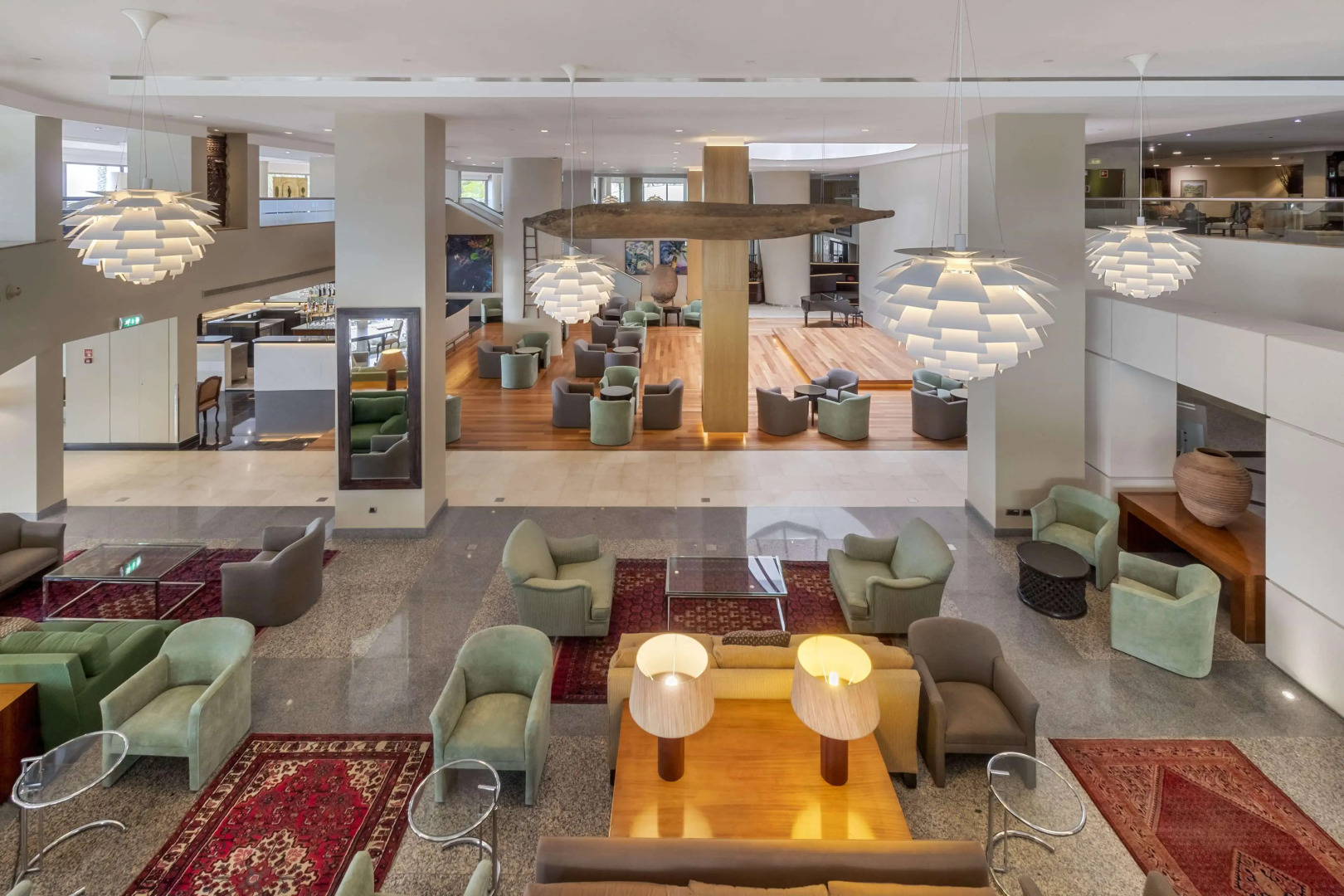 Отель Royal Savoy