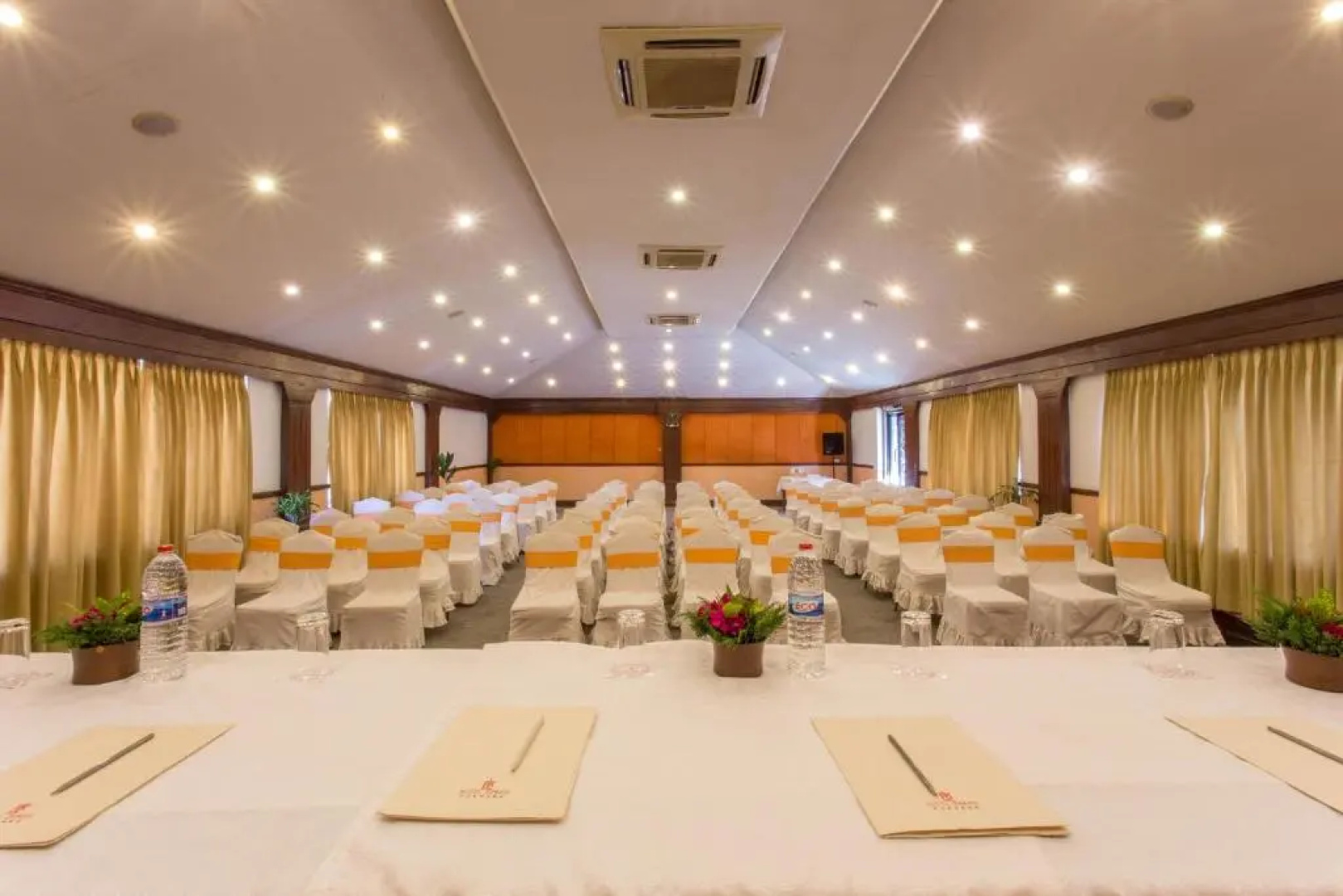 Hotel Barahi Pokhara