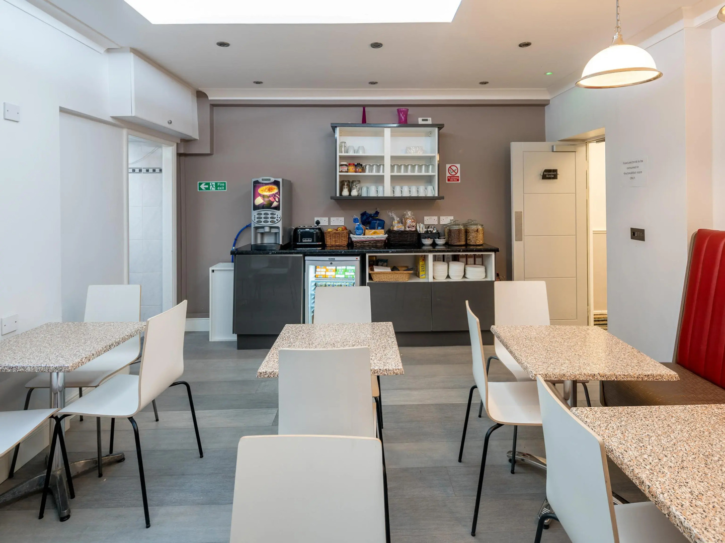 OYO Bakers Hotel London Victoria